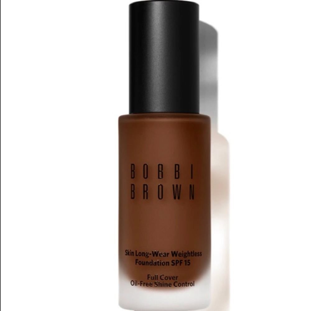 Bobbi Brown Skin Foundation SPF 15, shade 8.25